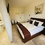 Hotel Royal 3*