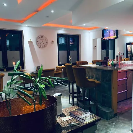 Hotel Royal