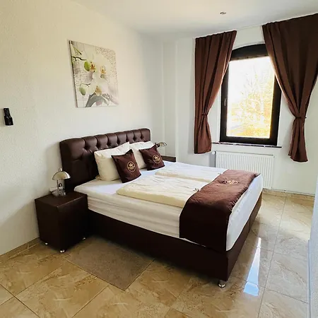 Royal Hotel 3*