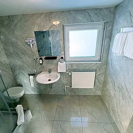Hotel Royal 3*