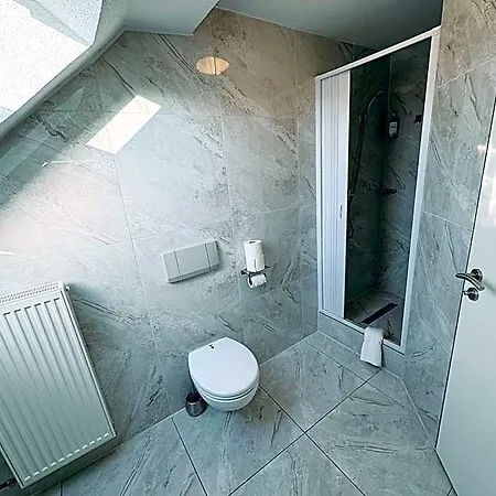 Royal Hotel 3*